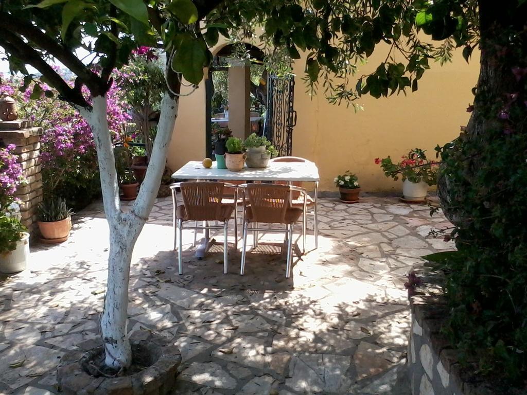 Butterfly Appartments Barbati Dış mekan fotoğraf