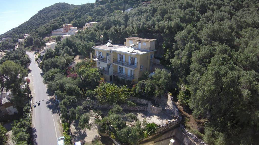 Butterfly Appartments Barbati Dış mekan fotoğraf
